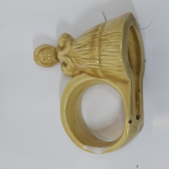 6 Signed Vintage Ceramic Napkin Holder Rings - Picture 5 of 11